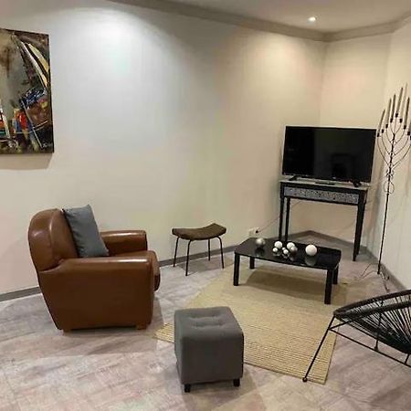 Studio Cosy 40M2 Apartment Warlus  Luaran gambar
